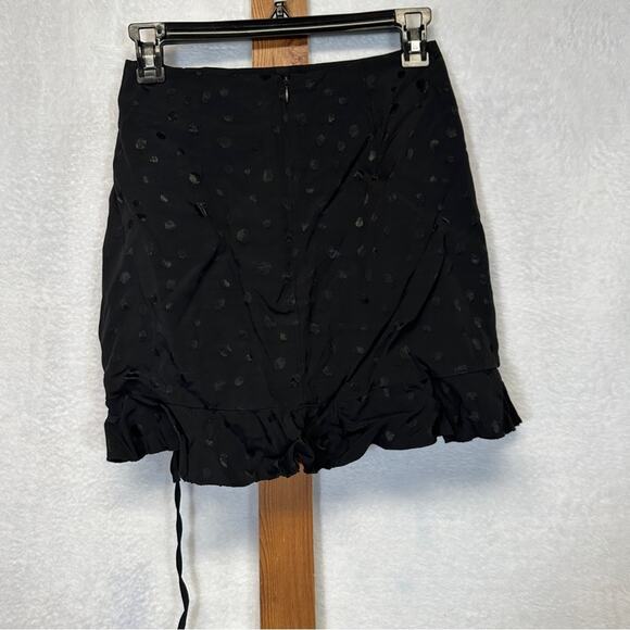 Forever 21 Black Polka Dot Print Ruched Ruffle Hem Mini Skirt Size XS - Picture 5 of 9